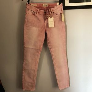 ⚡️SOLD ✨💫Pink Antique Wash Jeans